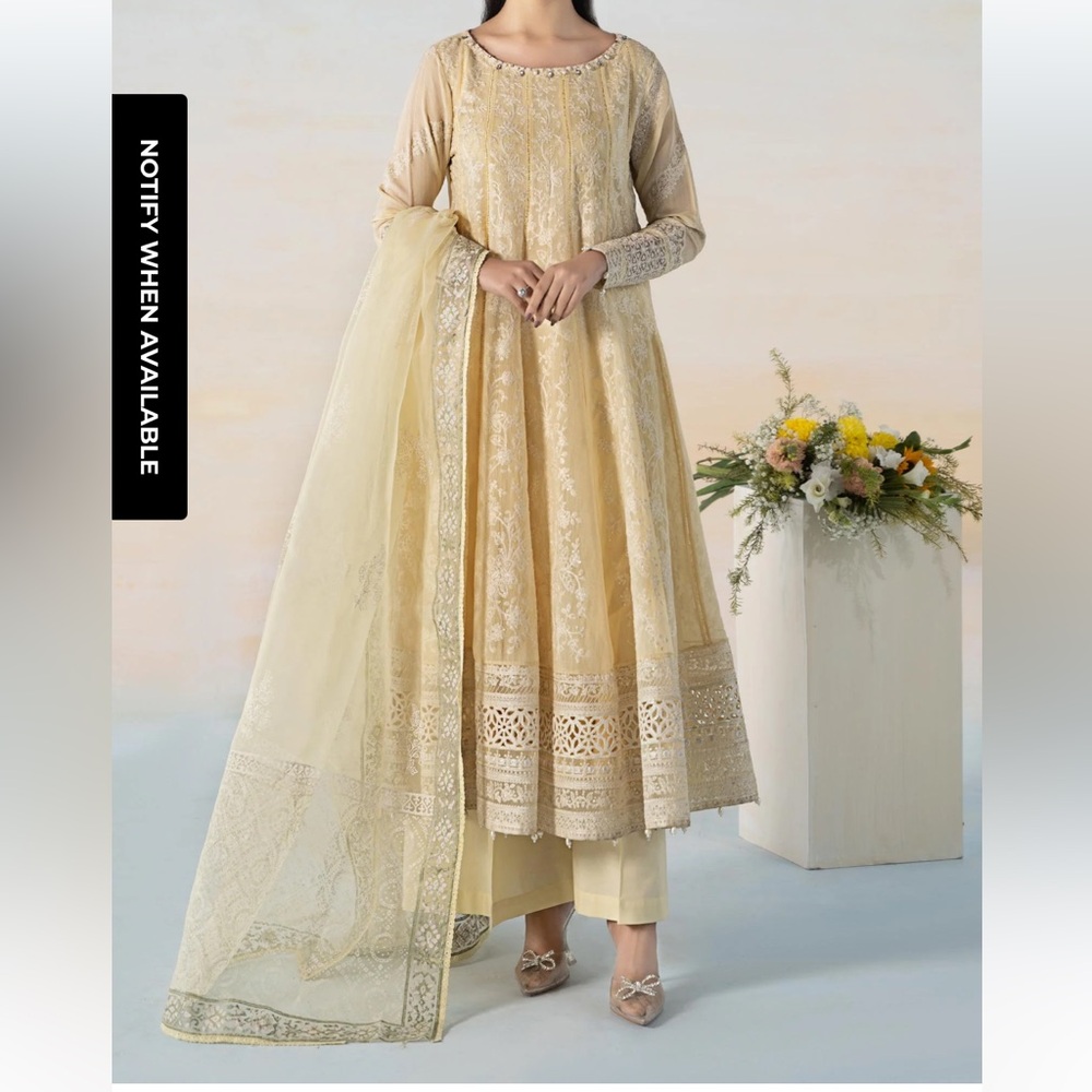 Maria B designer Pakistani Dress Set in butter yellow luxury pret